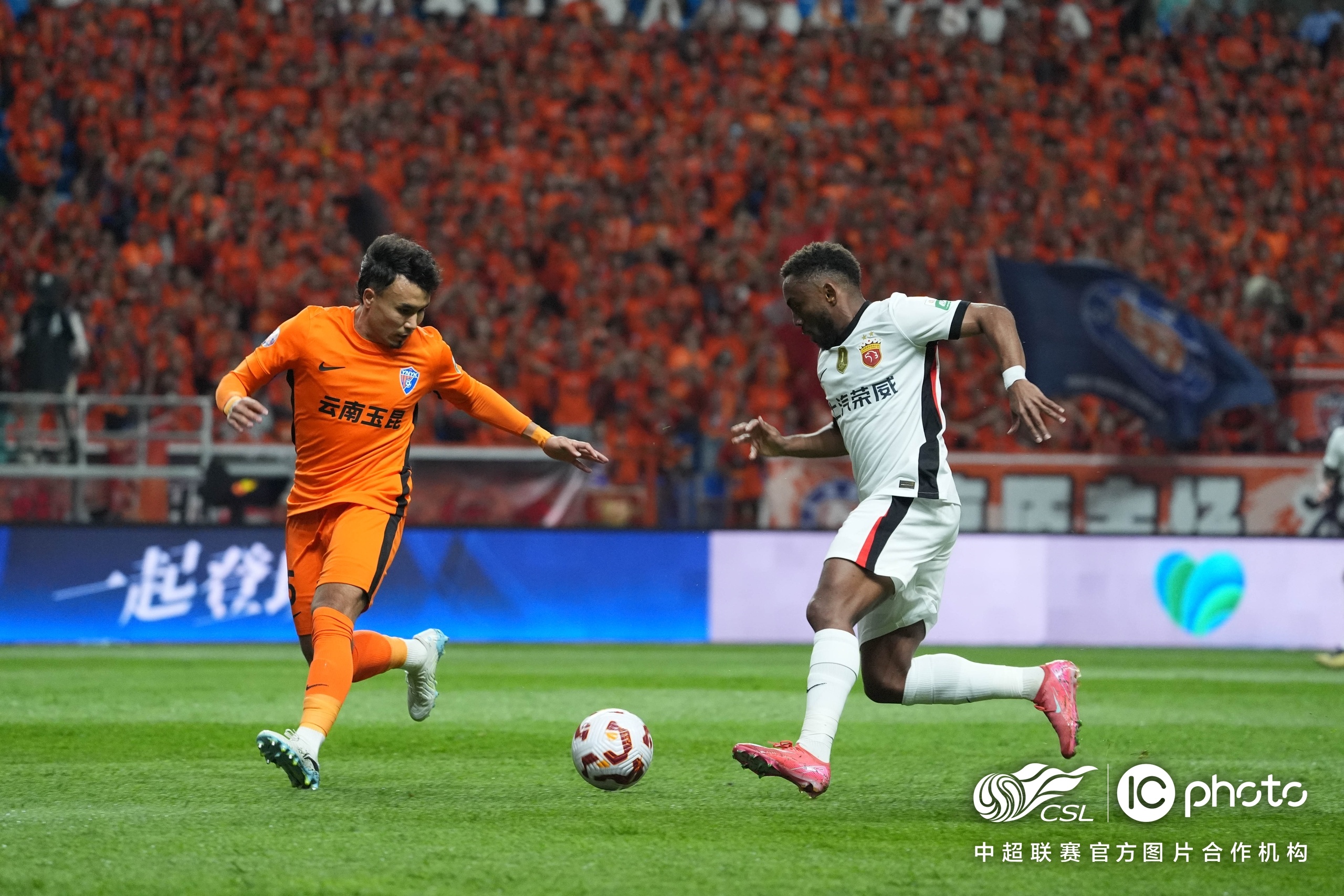 关键时刻体能课后,浙江队回应争议备战葡超,气氛紧张,赛程密集仍需轮换(东森关键时刻在线观看) 关键时刻体能课后,浙江队回应争议备战葡超,气氛紧张,赛程密集仍需轮换(东森关键时刻在线观看)