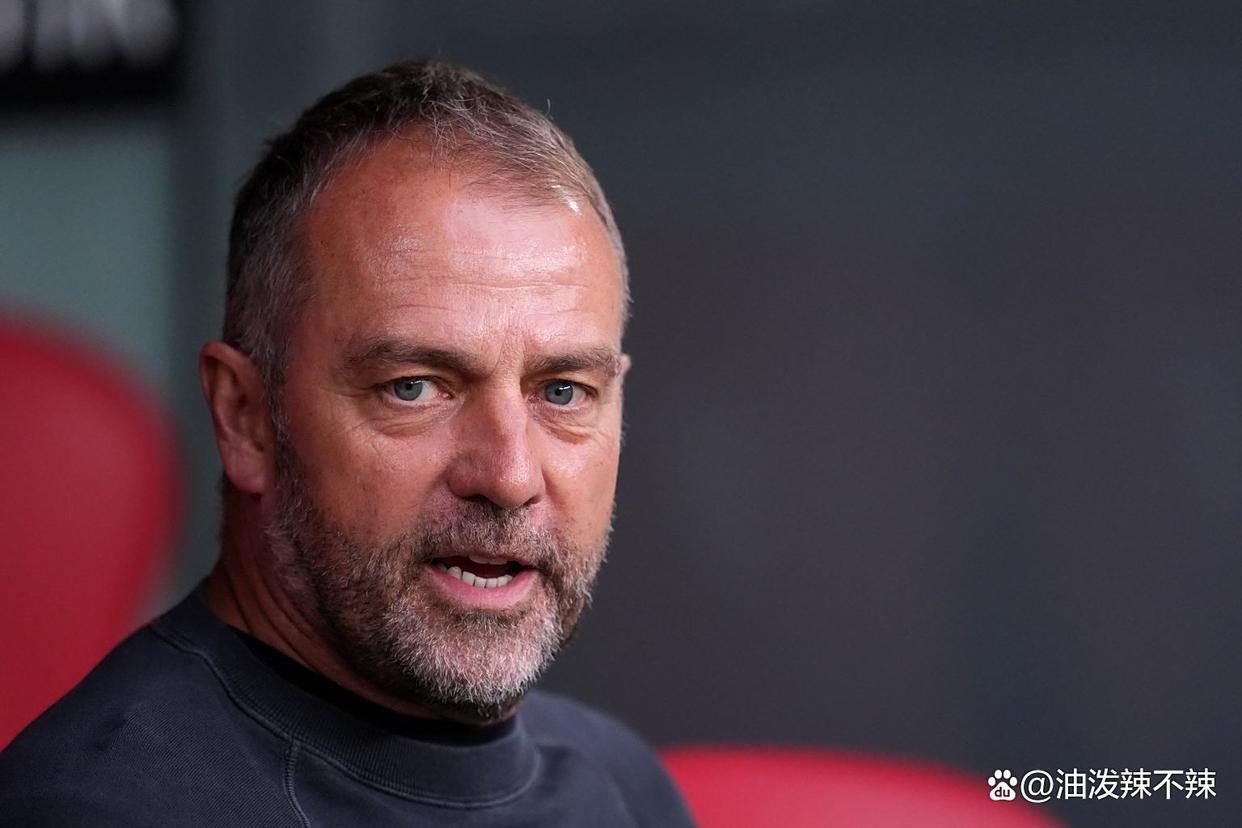 阿扎伦卡遭遇十五连败，巴塞罗那教练面临压力！的简单介绍